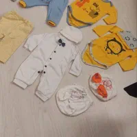 تعدادی لباس بچگانه پسرانه از ۱ ماهه تا ۲ سال