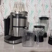 یک عدد دستگاه آب میوه گیر چند منظوره۱۰۰۰وات