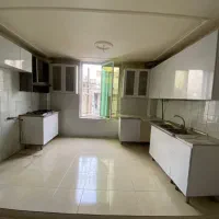 ۹۶متر فول امکانات گل طبقات/غرق در نور/هلال احمر