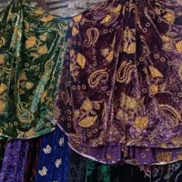 فروش مغازه پارچه فروشی با اجناس