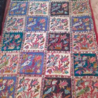 فرش دست بافت.