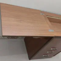 میز چرخ خیاطی