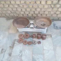 ترازو قدیمی|کلکسیون اشیاء عتیقه|کازرون, |دیوار