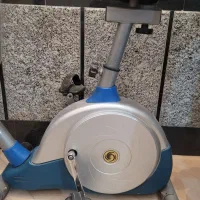 دوچرخه ثابت دیجیتالی ورزشی