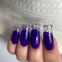 کاشت ناخن|خدمات آرایشگری و زیبایی|مشهد, دانشجو|دیوار