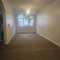 سوئیت ۵۰ متری  لویزان