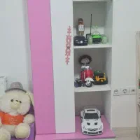 تخت و کمد لباسی