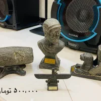 مجسمه و گلدان و وسایل تزیینی|مجسمه، تندیس، ماکت|قم, دانش|دیوار