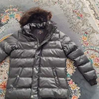 کاپشن|لباس|اهر, |دیوار