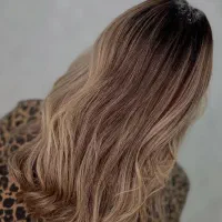 آموزش تتو  میکاپ کاشت ناخن فیبروز میکرو بافت|خدمات آرایشگری و زیبایی|تبریز, |دیوار