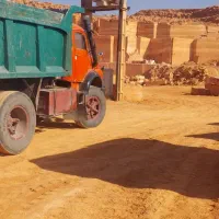 لاشه سنگ سیاه وزرد