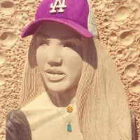 عکس چهره شما بصورت کنده کاری روی چوب