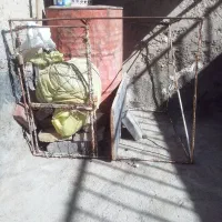 قفس مرغ وکبوترس