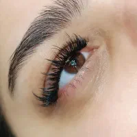 کاشت مژه حرفه ای با قیمت مناسب|خدمات آرایشگری و زیبایی|تهران, فدک|دیوار