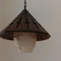 لوستر سقفی چوبی کاملا سالم و تمیز