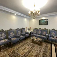 مبل سلطنتی با غذاخوری