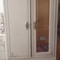 کمدلباس و گنجه