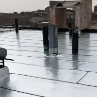 نصب و اجرای ایزوگام و قیر پاشی