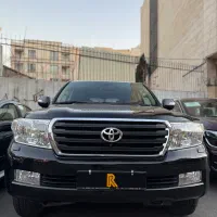 لندکروز landcruser ۲۰۱۱