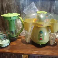 ست آبمیوه گیری و مخلوط کن آسیاب کن کاملا نو هست