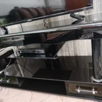 میز تلوزیون در حد نو