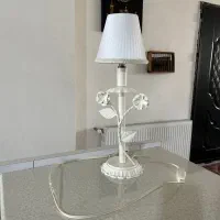 آباژور رومیزی