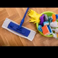 نیروی خانم جهت امور نظافت و گردگیری