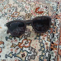 دوعینک سالم یک عدد اسپرت و یک عدد عینک طبی زنانه