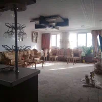 آپارتمان خوش نقشه و دلباز