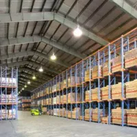 قفسه  انباری