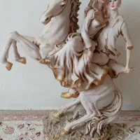 مجسمه شاخه نبات