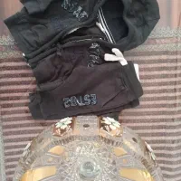 لباس‌های خارجی|کفش و لباس بچه|ری, تصفیه خانه|دیوار