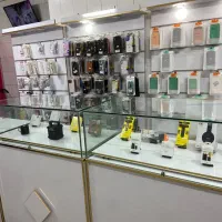 دکور مغازه موبایل فروشی