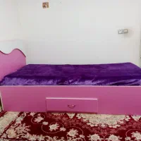 تخت خواب یک نفره