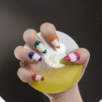 جزوه کامل آموزش کاشت ناخن