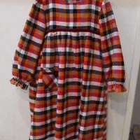 پیراهن پشمی دخترانه در حد نو