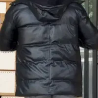 کاپشن اوور|لباس|قروه, |دیوار