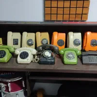 تلفن قدیمی|کلکسیون اشیاء عتیقه|کاشان, باهنر|دیوار