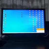 کامپیوتر با مانیتور ۲۲ اینچ و موس و کیبورد