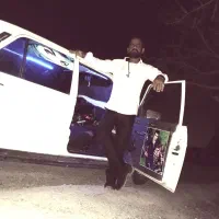 ماشین پیکان انژکتور ۸۱ بیمه برج ۵ شده ۱۶۰ فنی داره