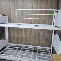 تخت دو طبقه فلزی