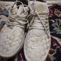 چند جفت کفش ویتنامی