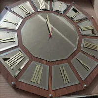 ساعت دیواری