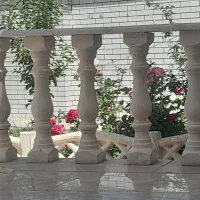 نرده سنگی(صراحی) سفید عسلی ترکیبی