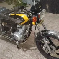 موتورسیکلت 200پرواز مدل 1402انژکتور رنگ مشکی زرد|موتورسیکلت|اصفهان, دنارت|دیوار