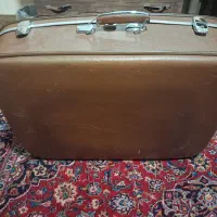 چمدان بزرگ‌قدیمی