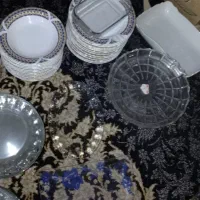 تعداد ظروف شیشه ای و چینی