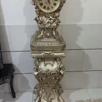 ساعت ایستاده