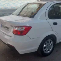 ساینا sمدل ۴۰۲ مانیتوردار|خودرو سواری و وانت|اصفهان, خرم|دیوار