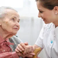 پرستار و نگهدار سالمند